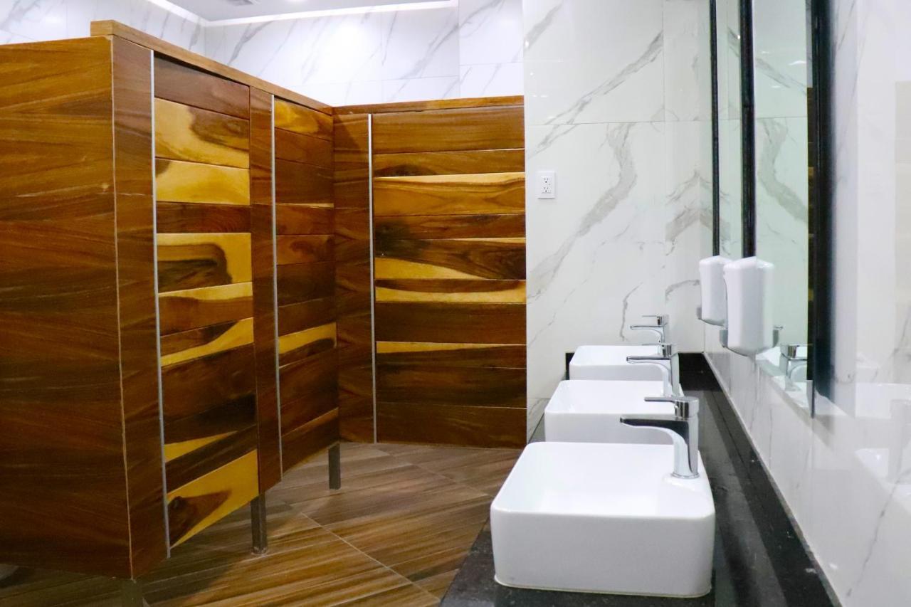 Hotel Bugari Aeropuerto Guadalajara Las Pintas Eksteriør billede