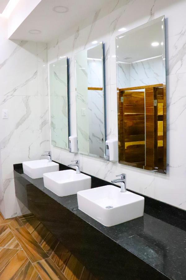 Hotel Bugari Aeropuerto Guadalajara Las Pintas Eksteriør billede