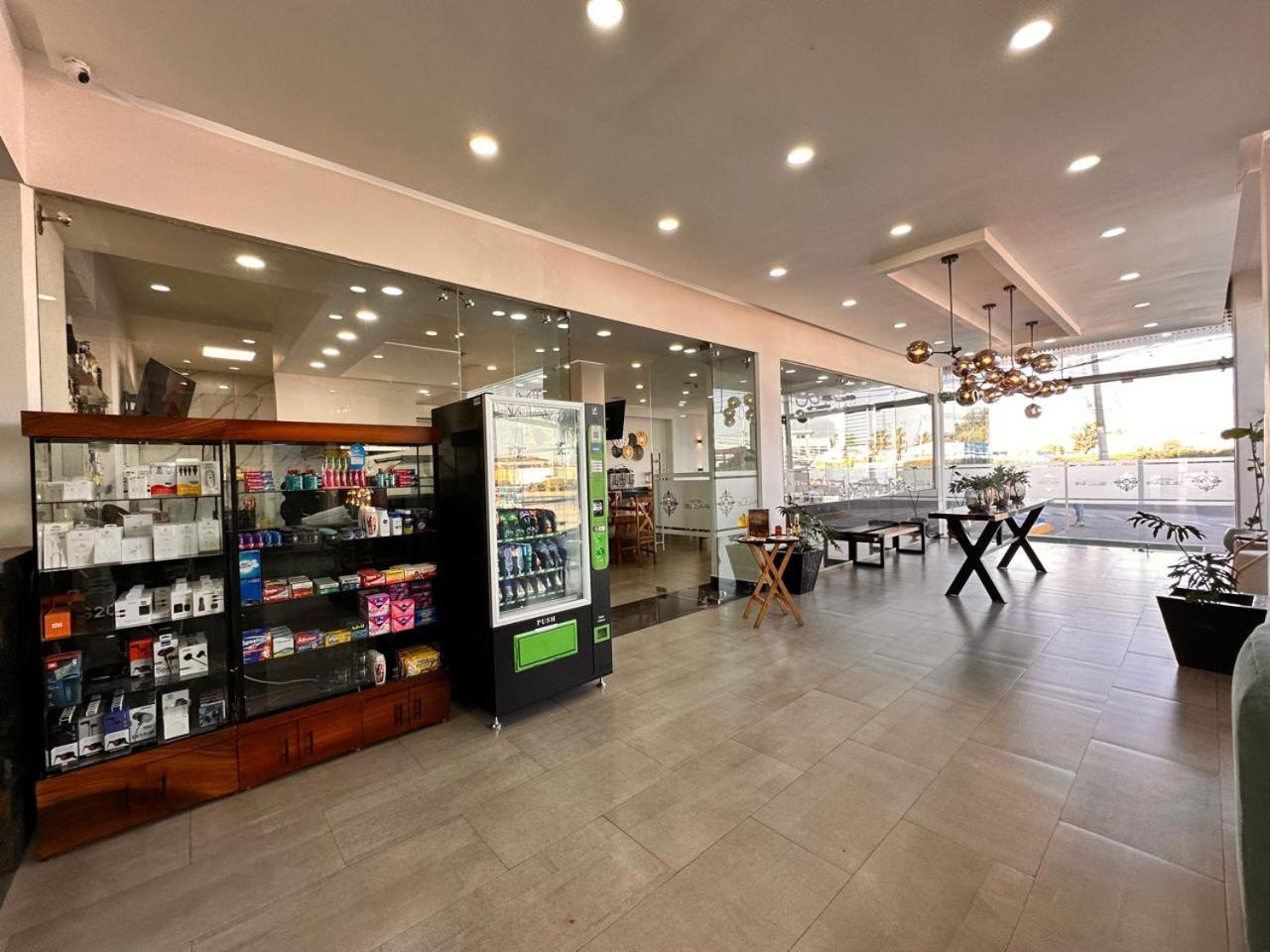 Hotel Bugari Aeropuerto Guadalajara Las Pintas Eksteriør billede