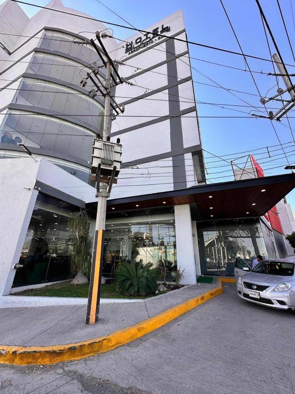Hotel Bugari Aeropuerto Guadalajara Las Pintas Eksteriør billede